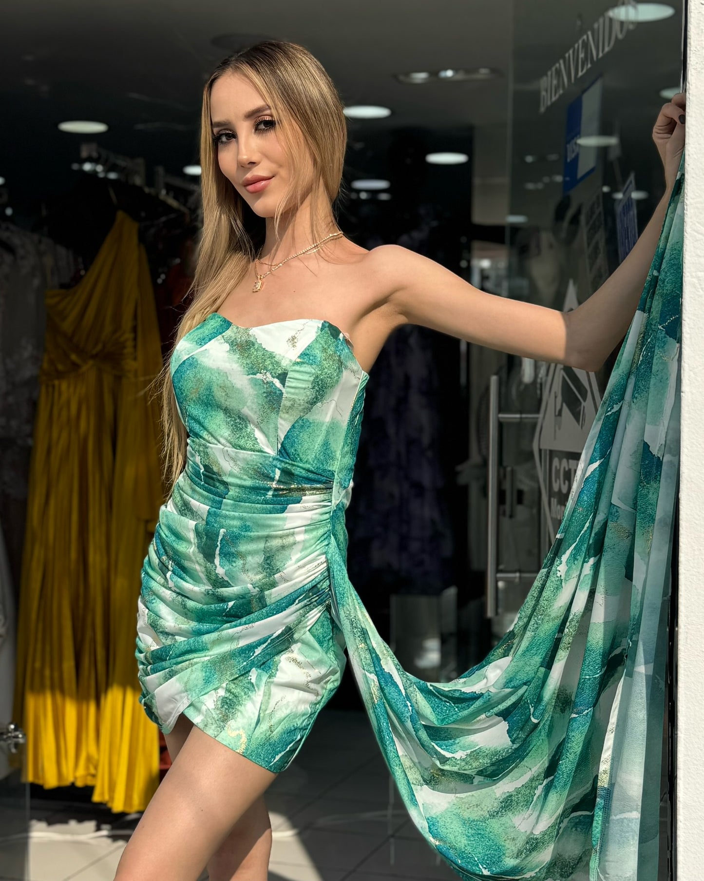 VESTIDO PINAT