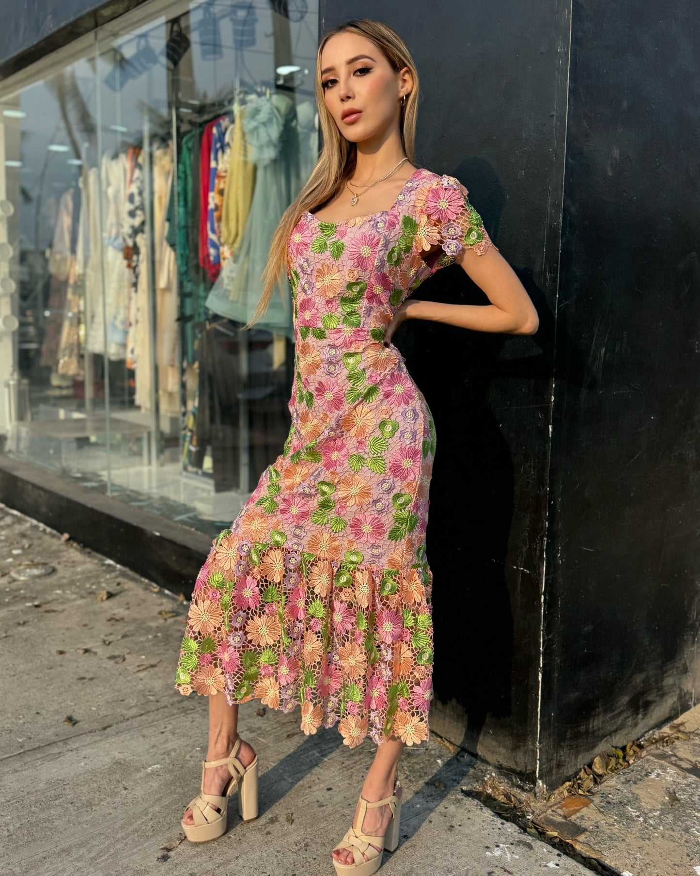 VESTIDO CHARLIZE